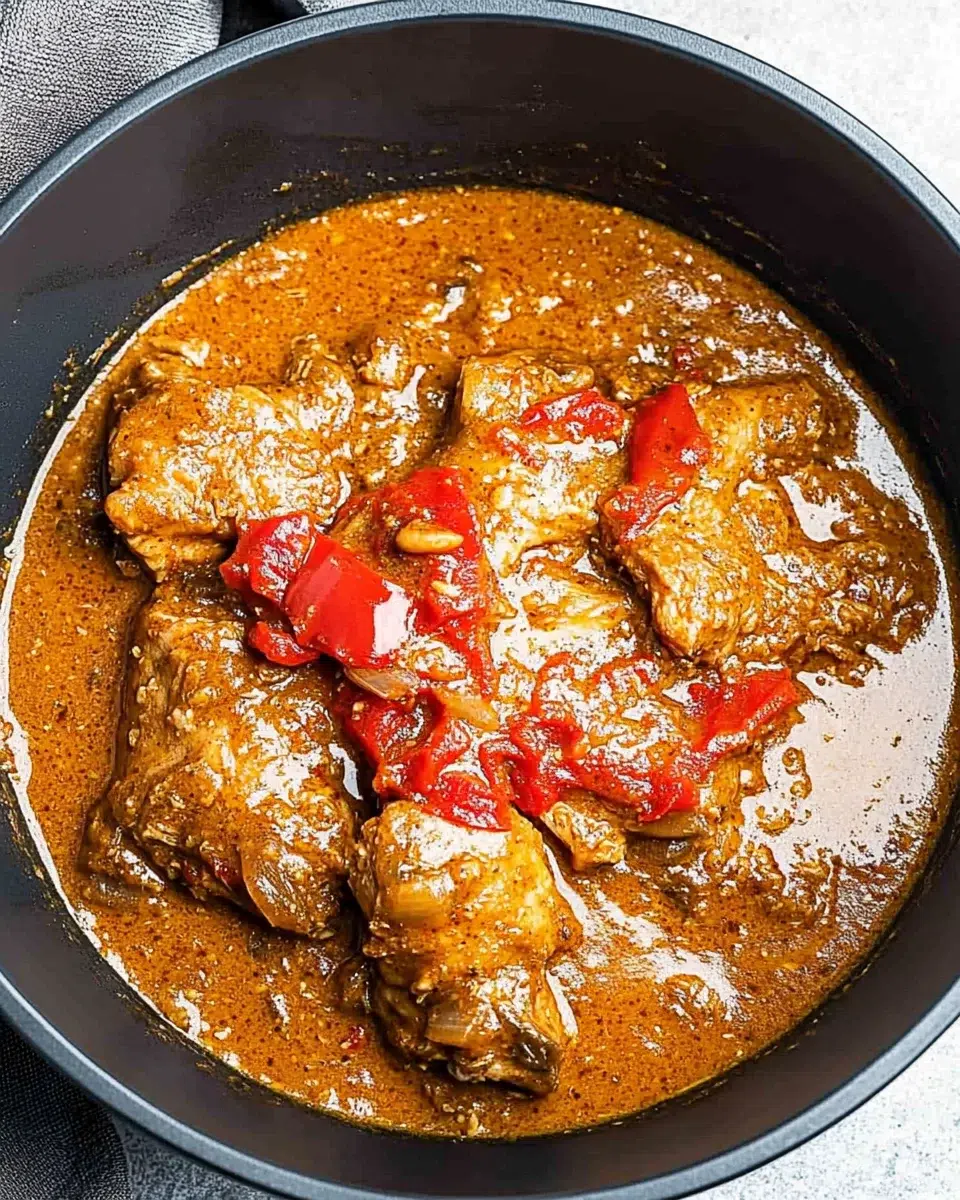 Ragoût de poulet africain aux cacahuètes : savourez-le maintenant!