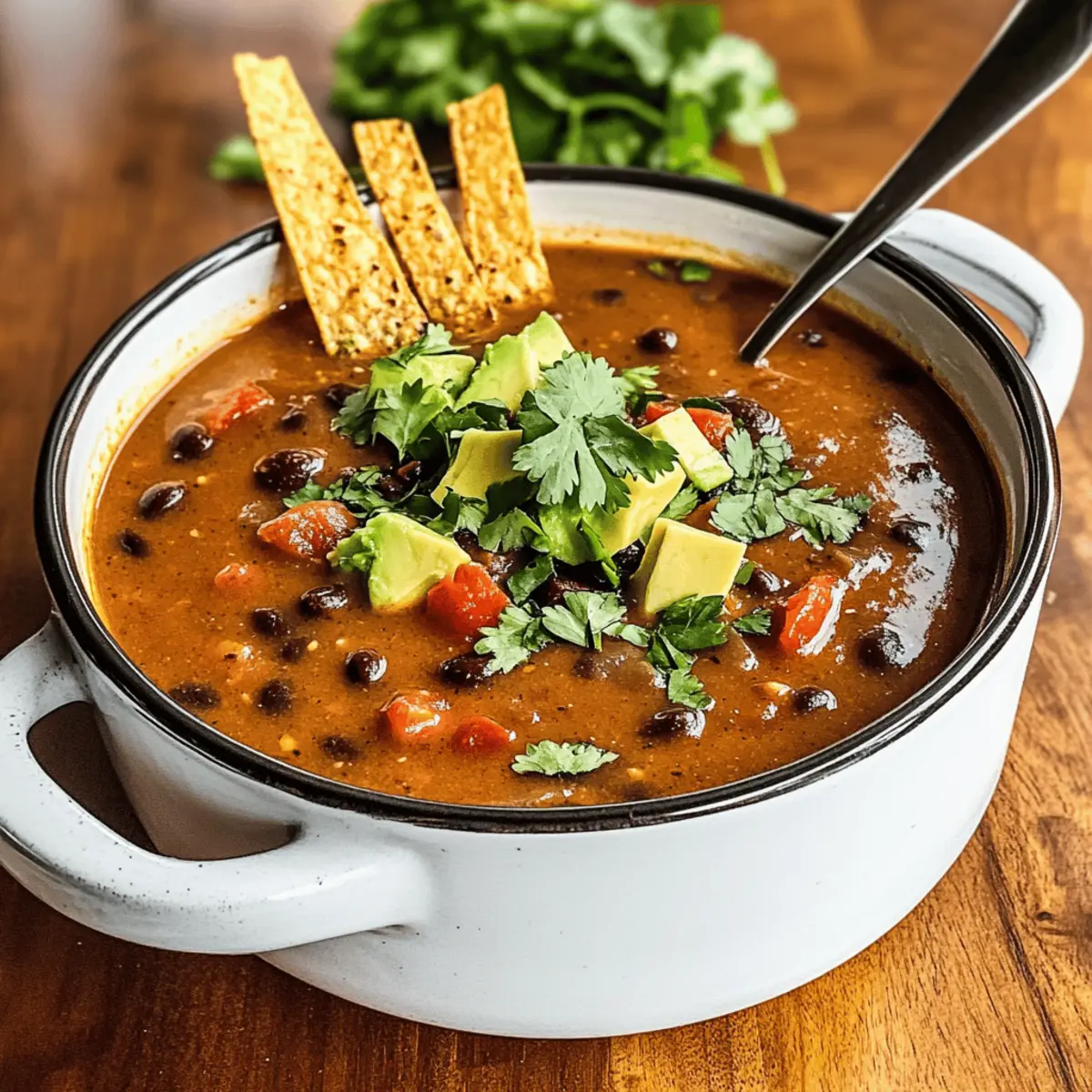 Soupe de Haricots Noirs Facile et Savoureuse